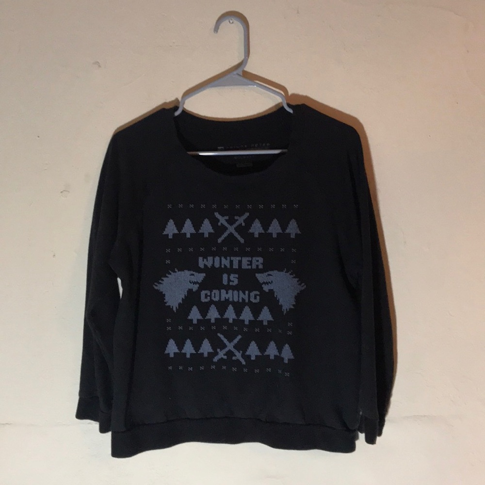 3/4 sleeve black Game of Thrones themed sweater